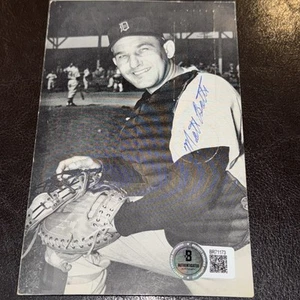 Matt Batts Autographed Signed J.D. McCarthy Postcard Boston Red Sox BAS Beckett - Picture 1 of 5