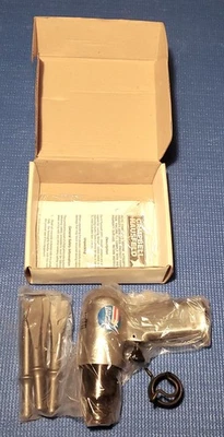 NOS Campbell Hausfeld TL1003 AV Air Chisel Air Hammer / 4 Chisels Standard Duty - Image 1 of 4
