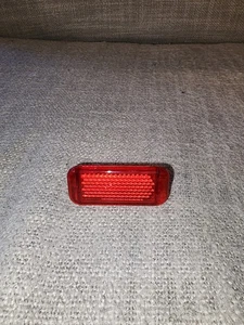 PUERTA INTERIOR AUDI A3 A4 A5 A6 A7 A8 Q5 PANEL LUZ REFLECTORA ROJA 8P0947412 OEM - Imagen 1 de 3