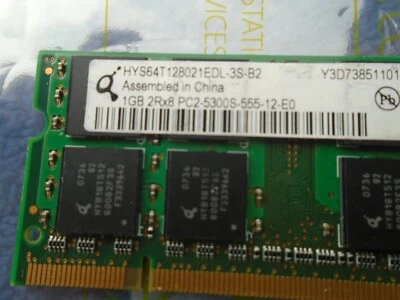1GB 2Rx8 PC2-5300S-555-12-E0 DDR2 - QIMONDA HYS64T128021EDL-3S-B2 RAM  - Image 1 of 3