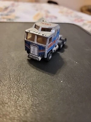 MATCHBOX VTG 1981 KENWORTH NASA SEMI TRUCK CAB CONVOY MISSING BUMPER  - Image 1 of 4