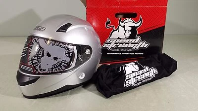 速度和力量头盔银色 SS700 SM 小号 876841 — 第 1/4 张图片