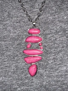 J CREW Fuchsia Hot Pink Granatapfel Serpentin Cluster Halskette Neu ohne Etikett Neu 💗227 - Bild 1 von 4