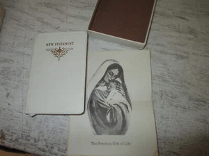 Vintage Taschenformat Neues Testament Bibel im Karton, siehe Details - Bild 1 von 4