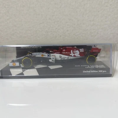 Minichamps 1/43 Alfa Romeo Giovinazzi 2019 F1 China GP Diecast Car - Immagine 1 di 4