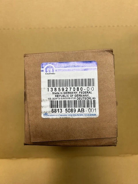 ПЕТЛЯ ДВЕРИ ВОДИТЕЛЯ RAM PROMASTER 1500 2500 3500 68135089AB НОВАЯ. БЕСПЛАТНАЯ ДОСТАВКА - Изображение 1 из 1