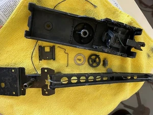 LIONEL #2460 Ricambi auto gru nera gtc18 - Foto 1 di 4