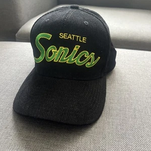 Seattle Supersonics Black Corduroy Mitchell & Ness Snapback Cap - Picture 1 of 6