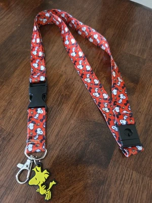 Cordón Snoopy y Woodstock para insignia de identificación Foto 1 de 4