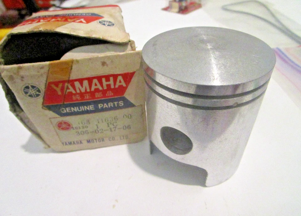 Nuevo de Lote Antiguo Yamaha 1967 YR1 1968 YR2 350 Grand Prix Pistón 2do O/S 168-11636-00 Foto 1 de 4