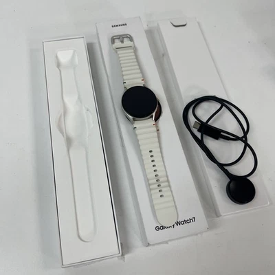 Samsung Galaxy Watch7 SM-L300 40mm Aluminum Smartwatch - Cream - Image 1 of 4