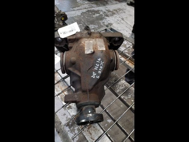 DIFFERENTIEL ARRIÈRE C BMW 5 serie (E39) 2003 33107504997 - Photo 1/1