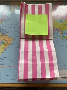 47 Pcs 24x11cm/9.5x4.5inch Pink /White Candy Paper Bag Job Lot - Picture 1 of 4