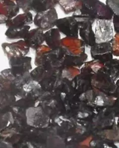 Garnet Rough Earth Mined Faceting Grade Excellent Rich Colour 50 Carat Lot - Picture 1 of 1
