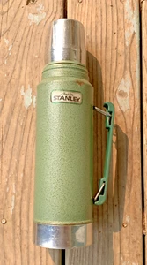 VTG Aladdin STANLEY 1 Quart Thermos Black 1995 Handle Hammered A944DH Ships FAST - Picture 1 of 11