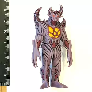 Japanese Ultraman Vinyl Figure Chaos Header  Ultra Man by BANDAI - Picture 1 of 3