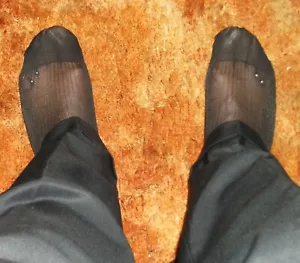 Mens Black Ultra Sheer Nylon Thick N Thin, Non-Cap Heel, Cap Toe Socks, SZ 10-13 - Picture 1 of 8