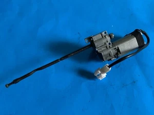 Motor de ajuste de columna de dirección 2003-2006 Mercedes W211 fabricante de equipos originales IMS6418138 - Imagen 1 de 10