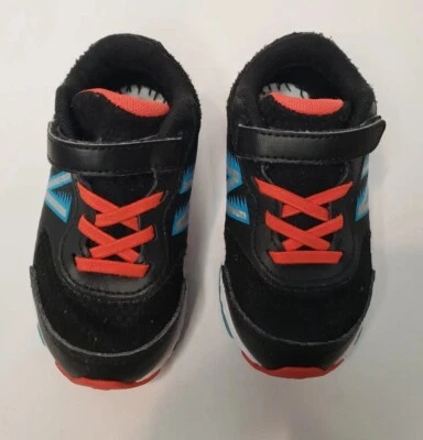 Bungee New Balance Kids IA680BG6 negro rojo azul Foto 1 de 4