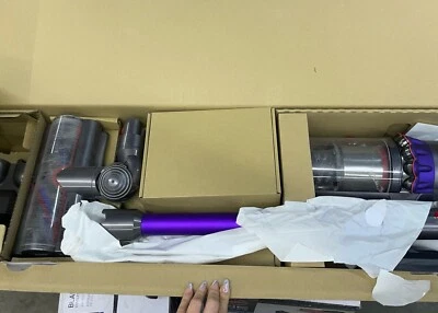 Dyson Gen5detect Cordless Vacuum Cleaner Purple HEPA Filter  VERY USED READ!!! - Image 1 of 3