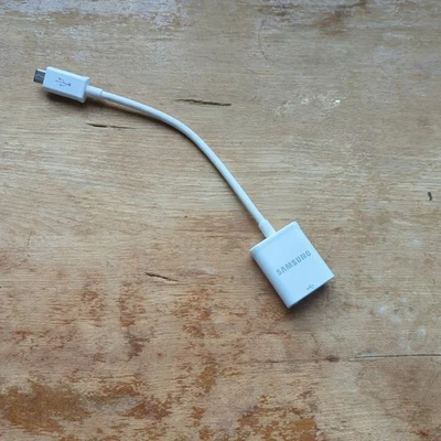 Samsung Galaxy Micro-USB-to-USB Adapter EPL-AU10WE - Image 1 of 4