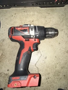 Taladro percutor sin escobillas Milwaukee 2902-20 M18 1/2" (solo herramienta) - Imagen 1 de 3