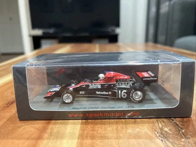 Spark:  S3840  Shadow DN5B #16  German Grand Prix 1976  Tom Pryce   1:43 - Image 1 of 4