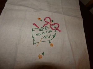 Toalla de invitado vintage bordada a mano - Imagen 1 de 3