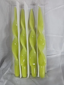 Elegantes Velas Retorcidas Color Verde ~ Hechas a Mano en Polonia 12" ADPAL - Imagen 1 de 5