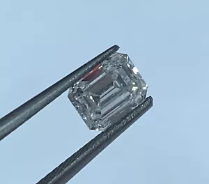 GIA CERTIFIED EMERALD CUT DIAMOND 1.55 CTS F Color / Internal Flawless - Picture 1 of 6