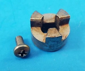 Acoplador barrena de hielo refrigerador Whirlpool WP2220457 WP8281164 con tornillo; KN-3a - Imagen 1 de 3