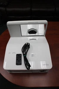 SMART UF70W Projector With Wall Mounting Brackets Bundle Tested (9484) - Picture 1 of 14