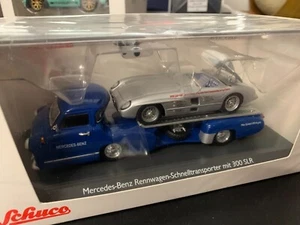 Schuco 450376800 Mercedes Schnelltransporter Wunder with MB 300 SLR 1/43 - Foto 1 di 3