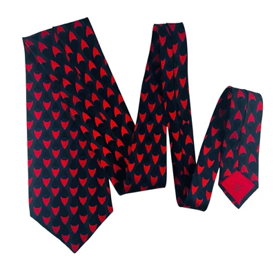 Gravata masculina TINO COSMA 100% seda designer ITÁLIA geométrica vermelha e preta em excelente estado usado - Imagem 1 de 3