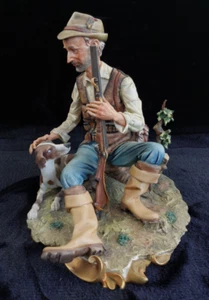 Capodimonte Figur Italien 9" Volta Jäger mit Gewehr und Hund signiert gechipt - Bild 1 von 20