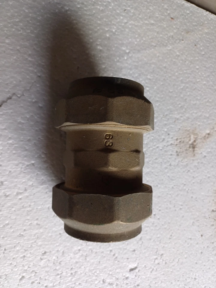 Bigiunto Ottone Dritto Da 63 - Immagine 1 di 1