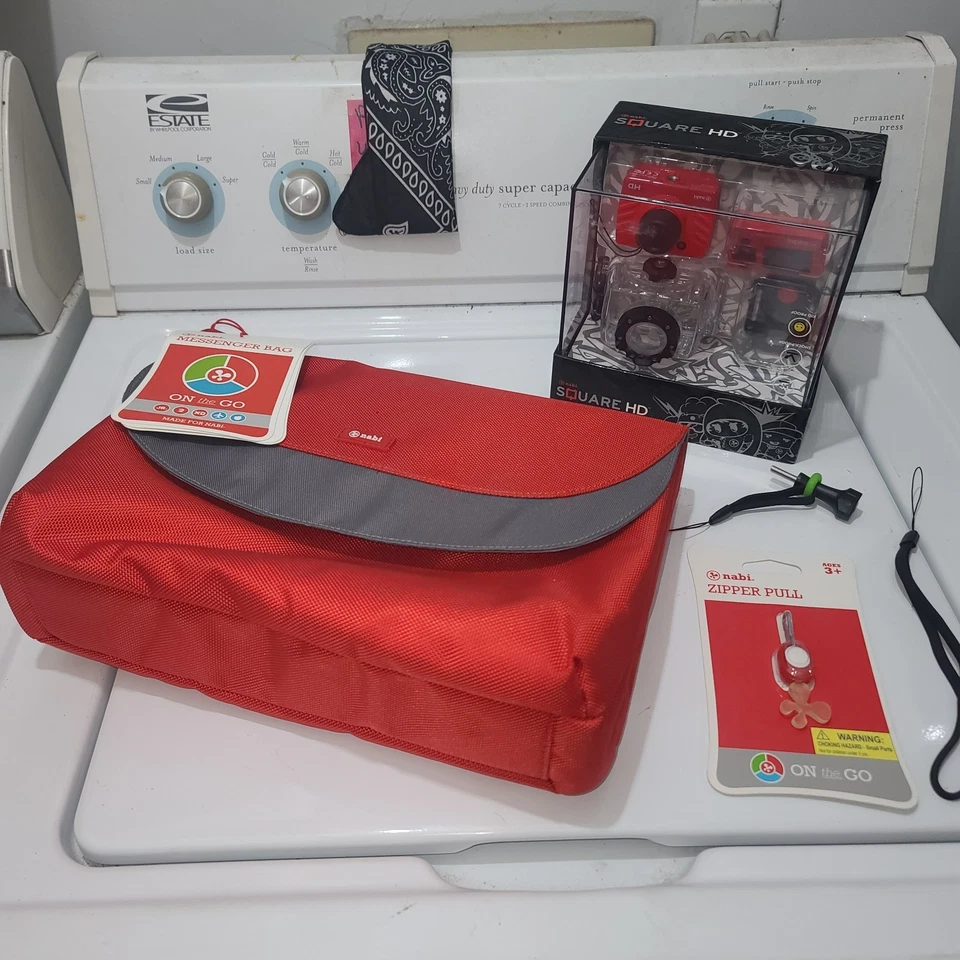 Cámara Nabi Square HD / Bolsa de Mensajero / Lote de Tirar de Cremallera para Tablet Nabi Foto 1 de 4