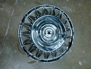 Borchia Vespa Ulma Da 10', Cover Vespa Ulma 10' - Foto 1 di 4