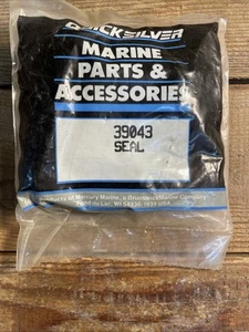 MERCURY QUICKSILVER 39043 STARTER HOUSING TO TOP COWL SEAL NOS - Foto 1 di 6