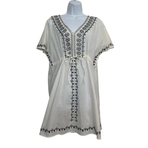 It Figures! Embroidered Cotton Beach Cover Up Women Size L Resort Swim White NWT - Picture 1 of 10