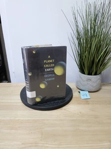 A Planet Called Earth by George Gamow 1963 Hardcover Dust Jacket - Imagen 1 de 15