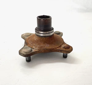 1985 Honda TRX250 FOURTRAX 250 Rear LH Wheel Hub 42620-HA8-000 - Bild 1 von 4
