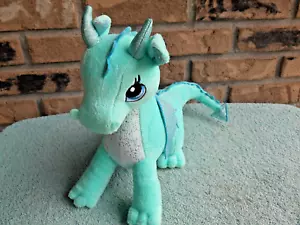 Peluche Aurora Blue Sparkle Tales Dragon Brillo Piel 2022 Peluche Juguete 13" - Imagen 1 de 8