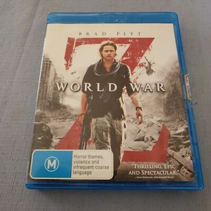 World War Z (Blu-ray 2013) Region Free Brad Pitt Free Postage - Picture 1 of 5