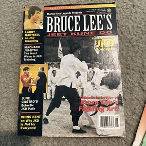 August 1995 Bruce Lee's Jeet Kune Do Martial Arts Magazine Bruce Lee on Cover - Picture 1 of 5