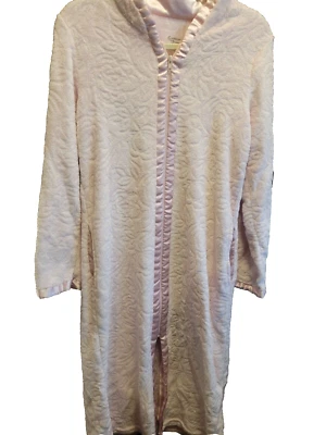 Bata de piel rosa Secret Treasures cremallera frontal 4/6 36x44 forrada de satén Foto 1 de 4