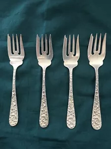 4 tenedores para ensaladas de plata esterlina Rose by Stieff 6" reliquia vintage cubiertos mono - Imagen 1 de 2