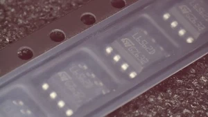 Quantità 10 - STMicroelectronics L6562D Controller PFC modalità transizione SOIC8 - Foto 1 di 1