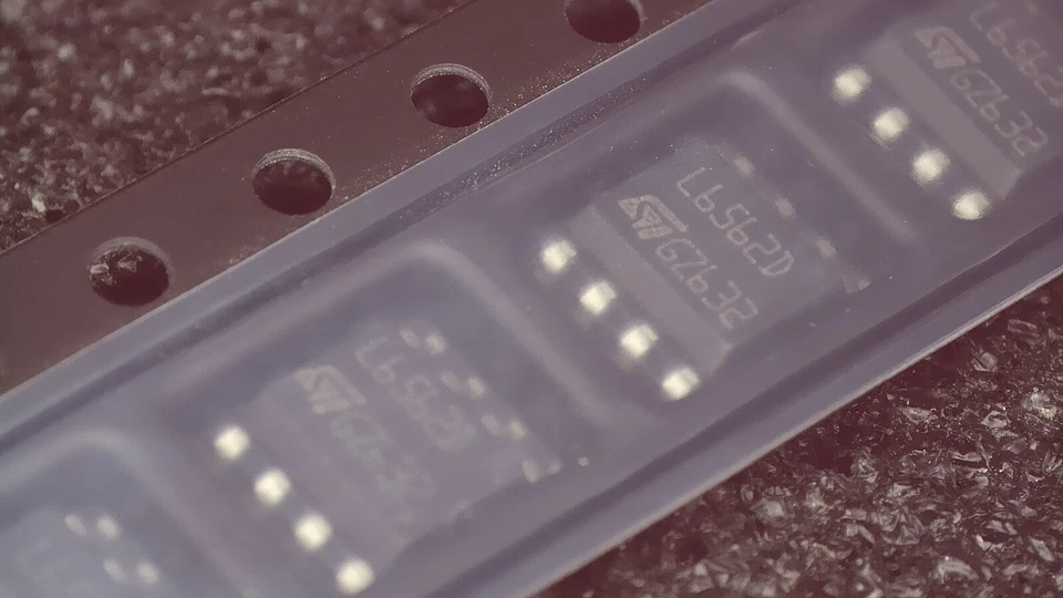 Cantidad 10 - Controlador PFC STMicroelectronics L6562D modo transición SOIC8 Foto 1 de 1