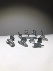 Menge 11 Vintage Ersatz Medaille Stücke Monopoly ~ Schiff Hund Hut Auto & mehr - Bild 1 von 14